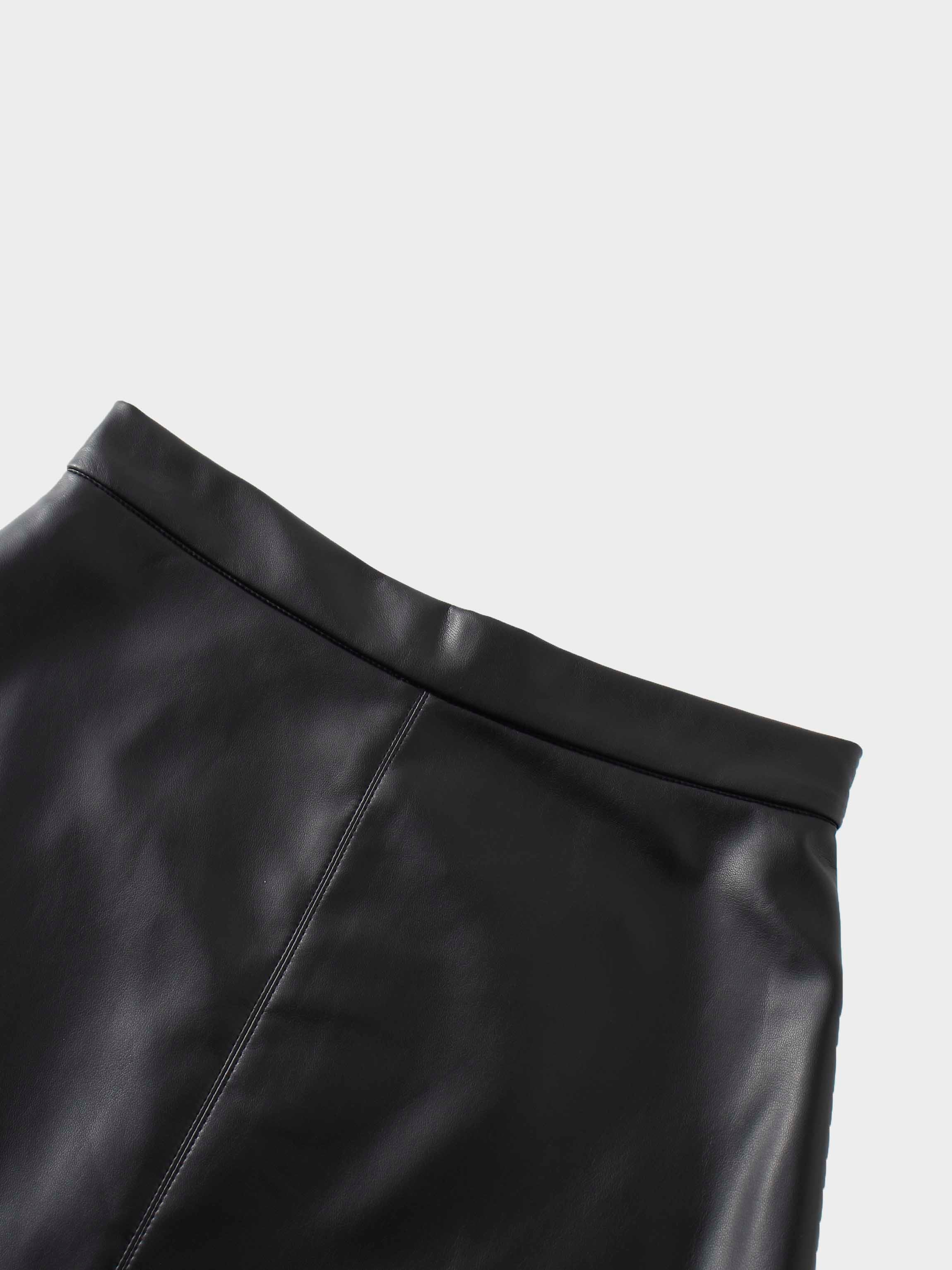 Short A-Line Seamed Faux Leather Skirt-Black-3
